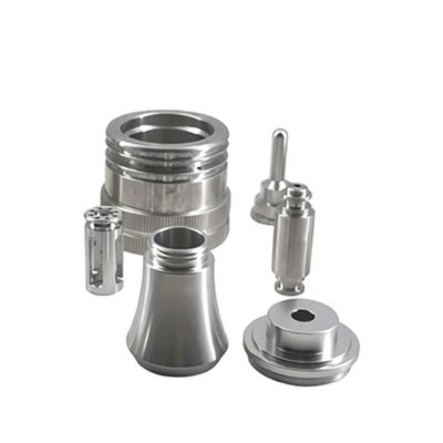 Maschinen zur Bearbeitung von Stahl- und Aluminiumteilen