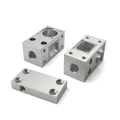 CNC-Produkte Drehmaschinen, Drehmaschinen, Fräsmaschinen, Maschinenbauteile für Maschinenbau